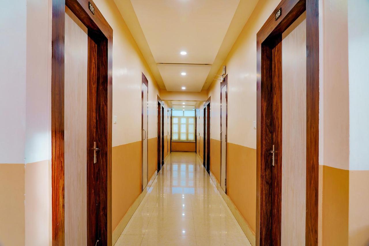 Fabhotel Kanchan Plaza ブバネーシュワル エクステリア 写真